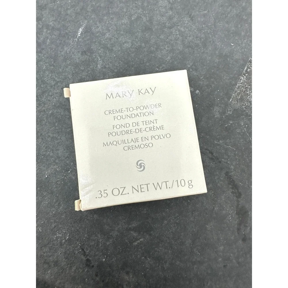 Mary Kay Creme-to-powder foundation ivory 1.0 NIB .35 Oz. 310100 d shape
